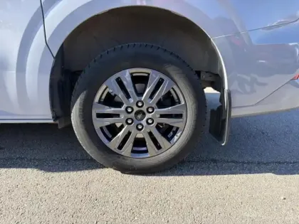 Photo 8 Ford Custom Gén. II Ph1 Limited 1