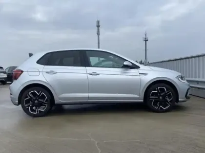 Photo 6 Volkswagen Polo Gén. VI Ph2 Evo R-Line Edition 5