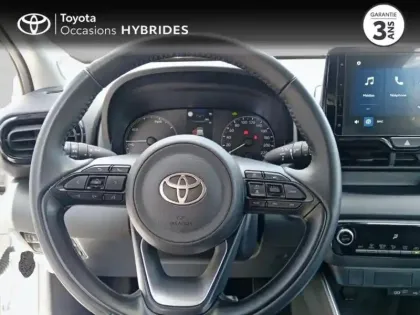 Photo 8 Toyota Yaris Gén. IV Ph1 NG Dynamic 5