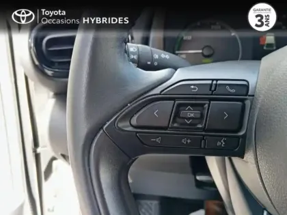 Photo 10 Toyota Yaris Gén. IV Ph1 NG Dynamic 5