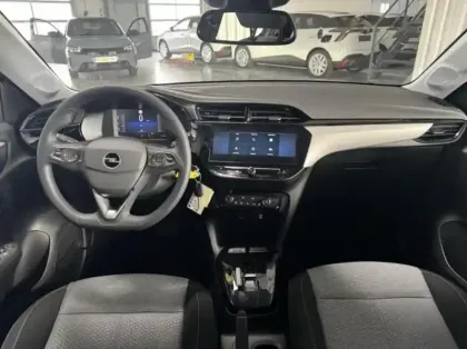 Photo 12 Opel Corsa  1.2 Turbo Hybrid 110ch Edition e-DCT6