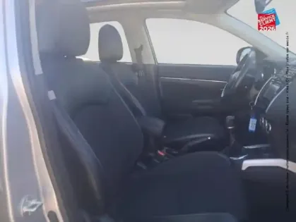 Photo 19 Citroën C4 Gén. I Ph1 Confort 5