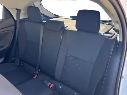 Photo 12 Toyota Yaris Gén. IV Ph1 NG Design 5