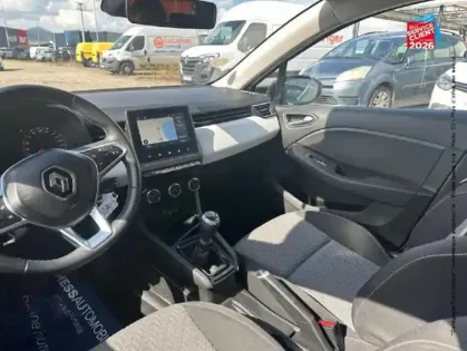 Photo 14 Renault Clio Gén. V (BJA) Ph1 NG Evolution 5