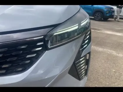 Photo 13 Renault Clio Gén. V (BJA) Ph2 Techno 5