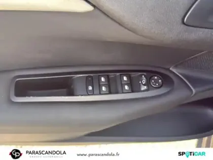 Photo 11 Citroën C4  BlueHDi 100ch Millenium