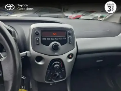 Photo 14 Toyota Aygo Gén. II Ph1 x-play 5