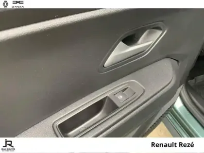 Photo 13 Dacia Bigster  1.8 hybrid 155ch Extreme