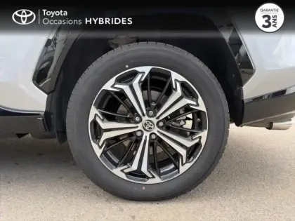 Photo 8 Toyota Rav4 Gén. V Ph1 Collection 5