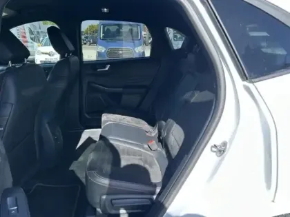 Photo 8 Ford Kuga Gén. III Ph1 ST-Line X 5