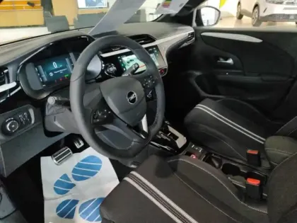 Photo 9 Opel Corsa Gén. VI Ph2 GS 5