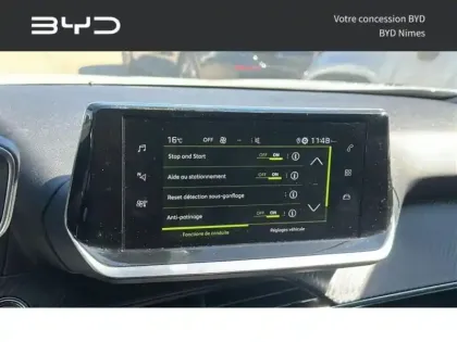 Photo 12 Peugeot 2008  1.5 BlueHDi 130ch S&S Allure EAT8