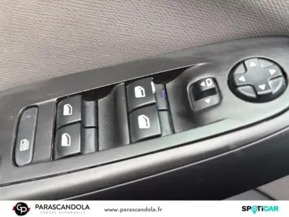 Photo 11 Citroën C4 Picasso C4 SpaceTourer PureTech 130ch S&S Live EAT8 E6.d 6cv