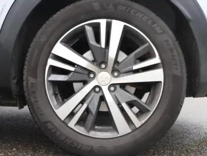 Photo 10 Peugeot 3008 Gén. II Ph2 Allure Pack 5