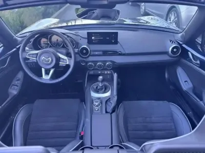 Photo 10 Mazda Mx-5  1.5 SKYACTIV-G 132ch Homura