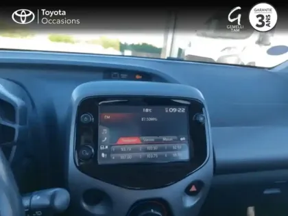 Photo 14 Toyota Aygo  1.0 VVT-i 72ch x-play x-app 5p MC18