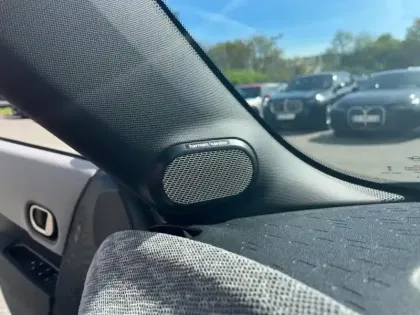 Photo 9 Mini Cooper Gén. IV (F65) Ph1 Favoured 5