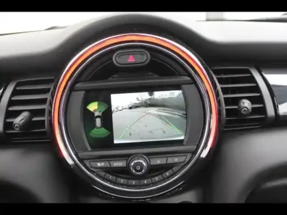 Photo 12 Mini Mini Gén. III (F56) Ph2 Edition Greenwich  3