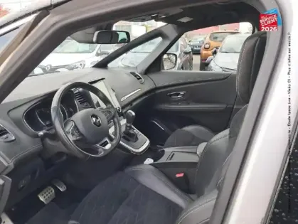 Photo 14 Renault Scenic Gén. IV (RFA) Ph2 Black Edition 5