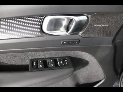 Photo 9 Volvo Xc40  B3 163ch Ultra DCT 7