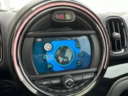 Photo 11 Mini Countryman Gén. II (F60) Ph1 NG Longstone 5