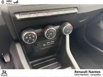 Photo 11 Renault Clio Gén. V (BJA) Ph2 Evolution 5