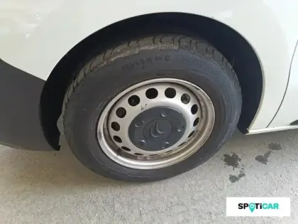 Photo 12 Citroën Jumpy Gén. III Ph1 NG Driver 1