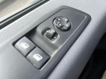 Photo 12 Citroën Jumpy Gén. III Ph1 NG Driver 1