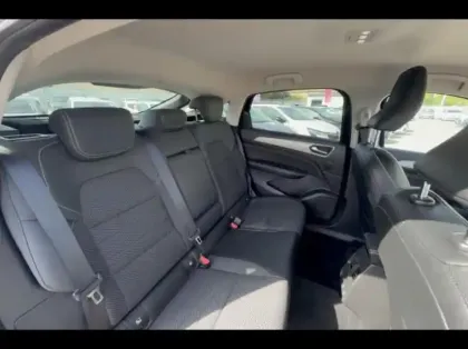 Photo 10 Renault Arkana  1.3 TCe 160ch FAP Intens EDC -21B