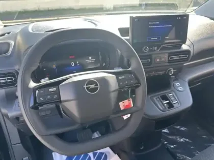 Photo 13 Opel Combo Gén. IV Ph2 Pack Premium Connect 4