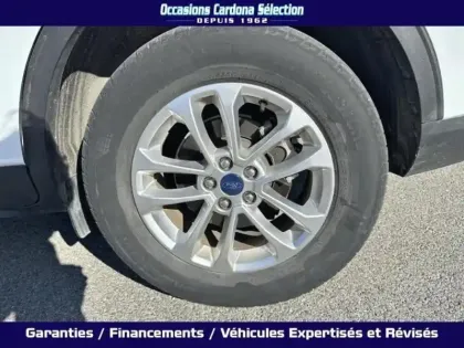 Photo 10 Ford Kuga  2.5 Duratec 190ch FHEV E85 Titanium BVA