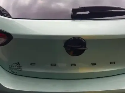 Photo 9 Opel Corsa Gén. VI Ph2 GS 5