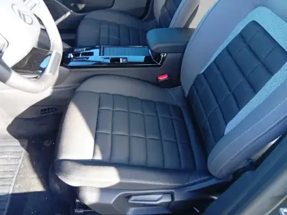 Photo 10 Citroën C4  Hybride 145 e-DCS6