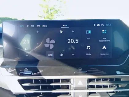 Photo 24 Citroën C4  Hybride 145 e-DCS6