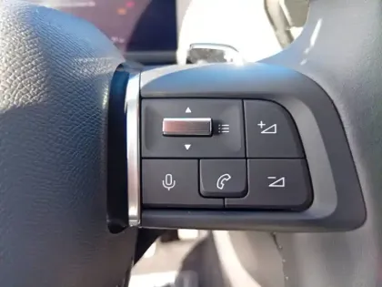 Photo 18 Citroën C4  Hybride 145 e-DCS6