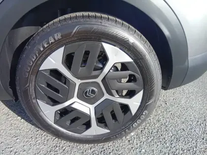 Photo 12 Citroën C4  Hybride 145 e-DCS6