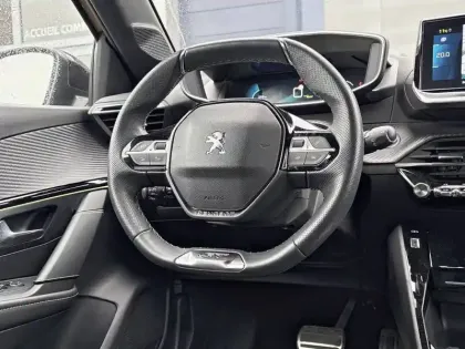 Photo 8 Peugeot 208 Gén. II Ph1 NG GT 5