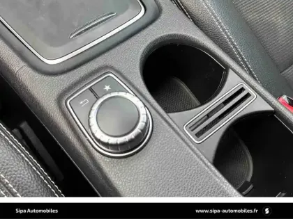 Photo 72 Mercedes Classe A  200 7G-DCT