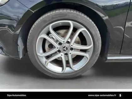 Photo 45 Mercedes Classe A  200 7G-DCT