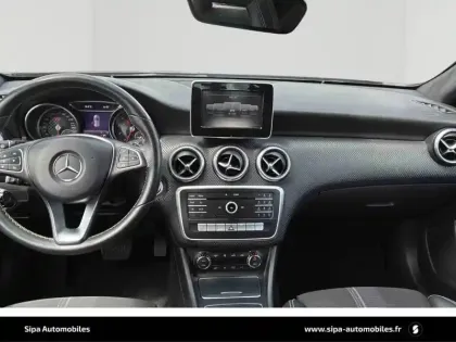 Photo 51 Mercedes Classe A  200 7G-DCT