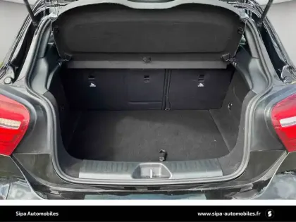 Photo 46 Mercedes Classe A  200 7G-DCT