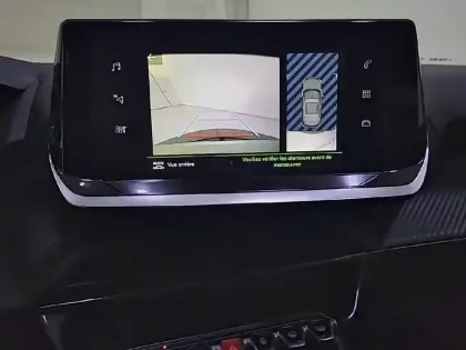 Photo 19 Peugeot 2008  PureTech 130 S&S BVM6