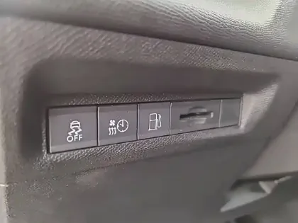 Photo 105 Peugeot 308  PHEV 225 e-EAT8