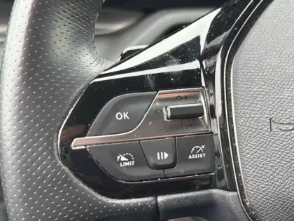 Photo 70 Peugeot 308  PHEV 225 e-EAT8