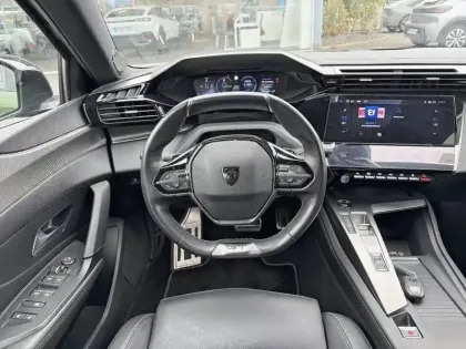 Photo 36 Peugeot 308  PHEV 225 e-EAT8