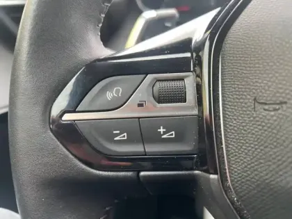 Photo 18 Peugeot 208 Gén. II Ph1 NG Style 5