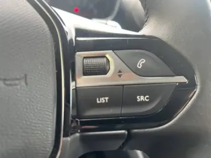 Photo 19 Peugeot 208 Gén. II Ph1 NG Style 5