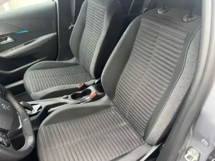 Photo 10 Peugeot 208 Gén. II Ph1 NG Style 5