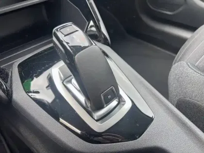 Photo 13 Peugeot 208 Gén. II Ph1 NG Style 5