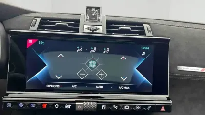 Photo 17 DS DS 7 DS7 Crossback Hybride E-Tense 225 EAT8